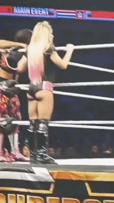 Alexa's ass tho 💙