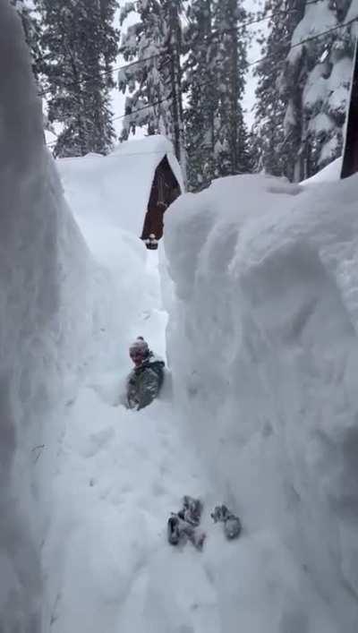 we got a lot of snow in tahoe this last storm too!!