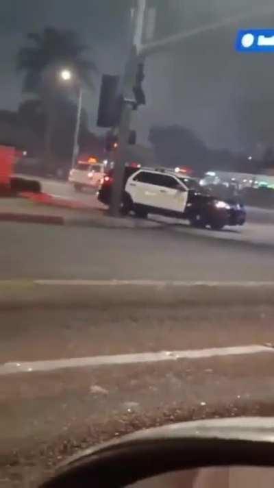 SUV repeatedly ramming into a Los Angeles County sheriff deputyâs patrol vehicle