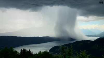 Massive microburst