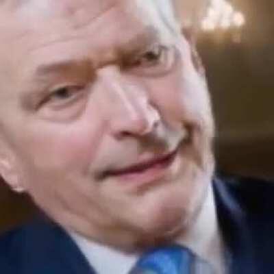 Sauli Niinistö dame da ne | Mun eka deepfake. Laginen, mutta toimii.