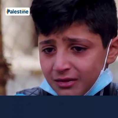 Palestinian child cries as he's prevented from entering Al-Aqsa mosque