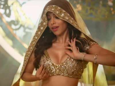 Nushrat Bharucha being sexy as always in a revealing outfit from her new song Deedar De!