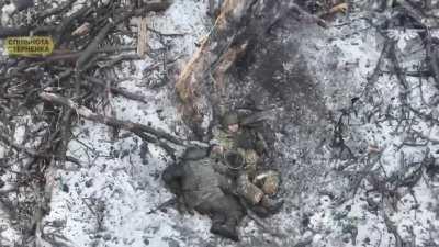 Pair of Russian soldiers are struck by Ukrainian FPV drone, Avdiivka. December 2023.