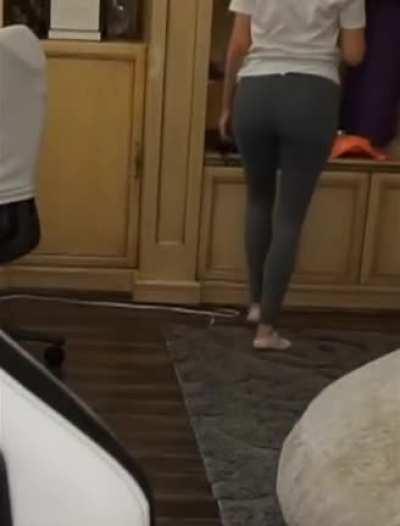 Juicy ass and thighs