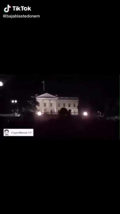 Found a video from Tik Tok about the white house shutting it's lights off