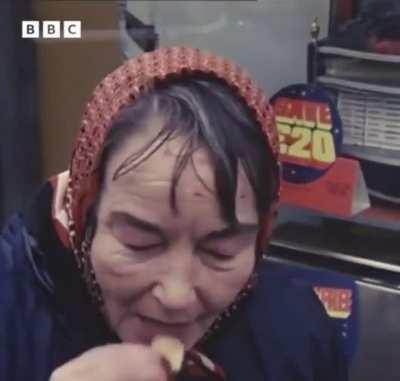 English people taste flavoured chips for the first time,1981 filmed by BBC.