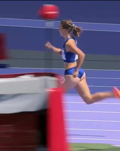 Viivi Lehikoinen - Finnish 400m hurdler