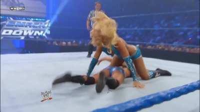 Michelle McCool Faithbreaker to Kelly Kelly