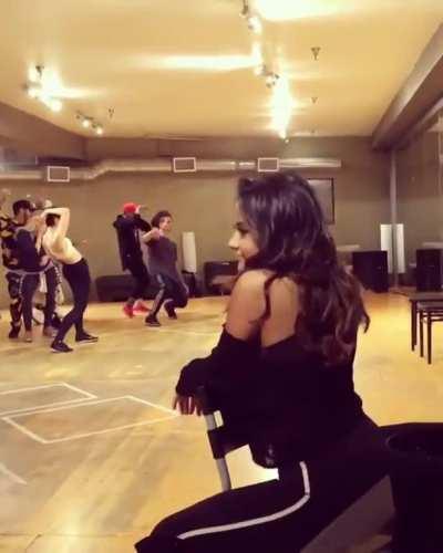 Becky G Twerking On A Chair