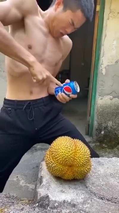 Strøngk, destroyer of fruit