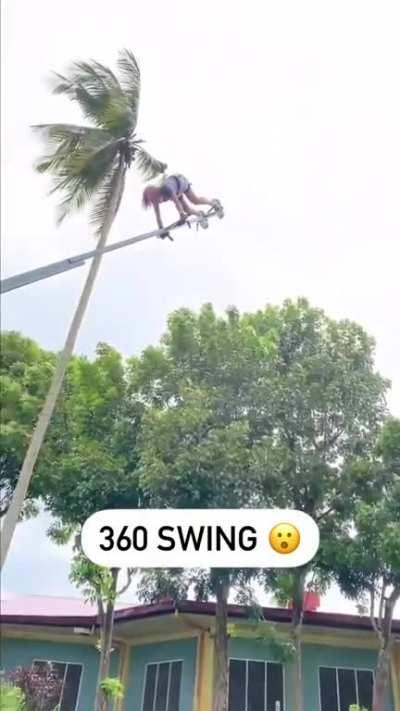 A terrifying 360⁰ swing 