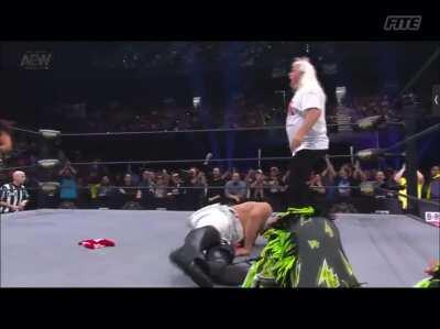 [AEW Full Gear 2019] Ricky Morton delivers a Canadian Destroyer and a Tope Suicida