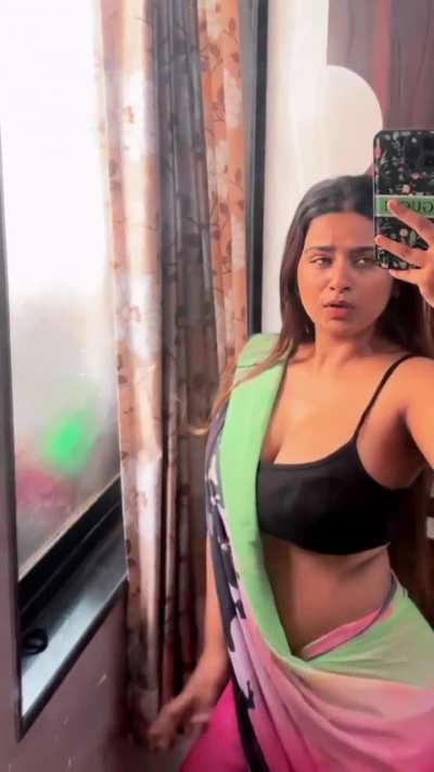 Hottie Naughtie Suhana 