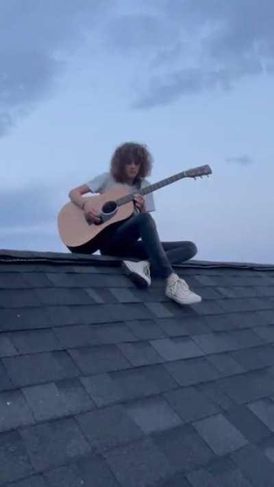 Baby Boomerang from the roof. Marc Bolan rules