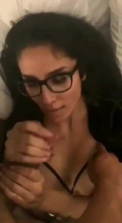 🔥🥰Very Hot NRI babe sucking dick like a pro [must watch] [link in comment]💦🔞