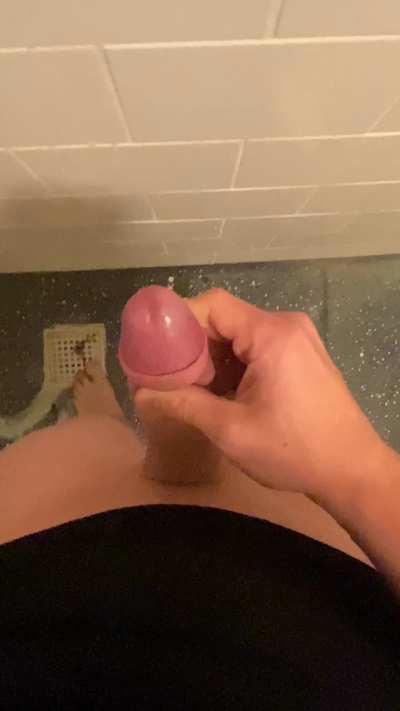 Stroking and cumming 💦 [29]