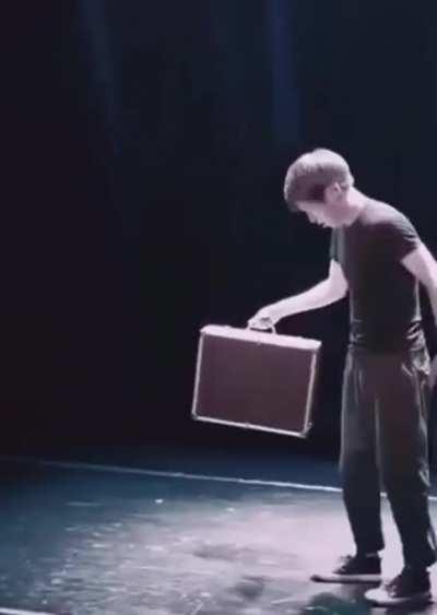 This briefcase entertainer