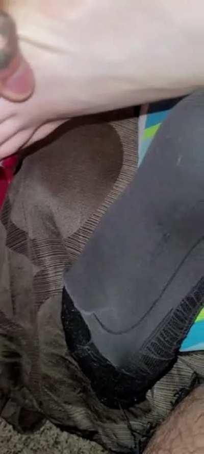 Messing with 18yr old feet. Don't know why it doesn't post the whole clip sorry.