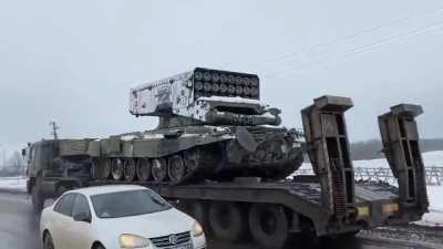 Russian ТОС-1 ( Heavy flamethrower system ) on the move near Ukraine border