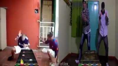 saquemonos las caretas, todos quisimos saber bailar turro al menos una vez en la vida