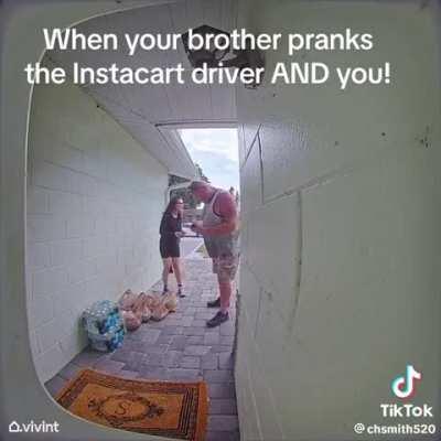 Pranking his buddy and the delivery driver