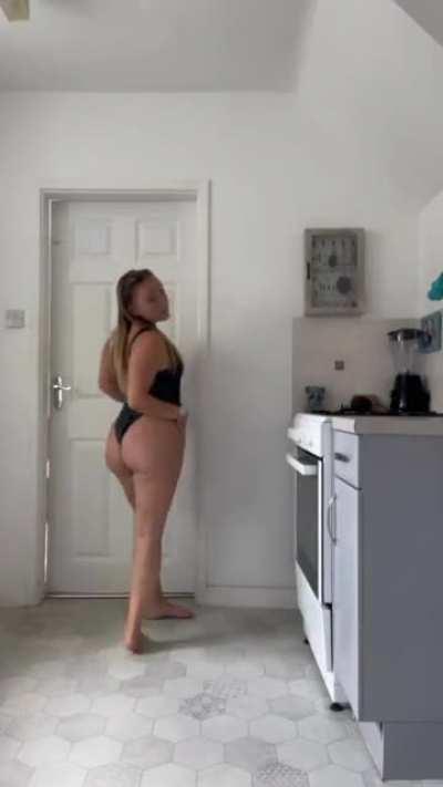 Pawg walk