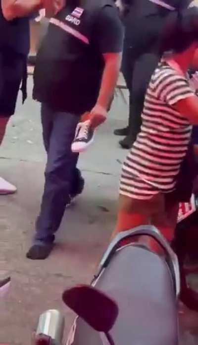Second perspective of British tourists getting smoked by Thai security after assaulting bar girl and refusing to pay 