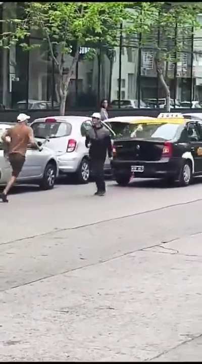 Pelea a machetazos entre trapitos en Mar del Plata, Argentina