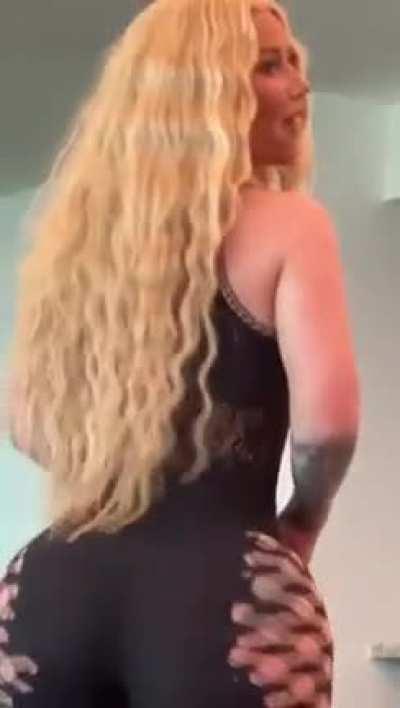 iggy azalea ass