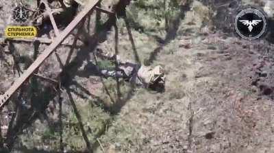 Russian soldier gets foot blown off by drone,is finished off later by another drone NSFW