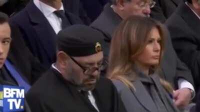 King of Morocco falling asleep during Macron's speech