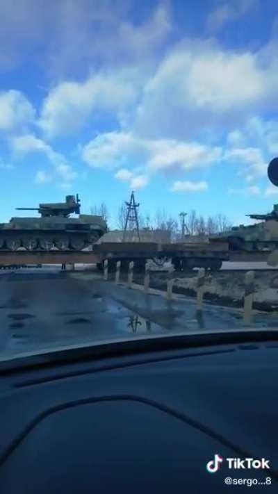 BMPT tank support combat vehicles reportedly in Yelets. The only BMPT in service in the Russian Armed Forces are with the Central Military District's 90th Tank Division.