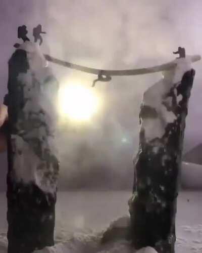 Making the &quot;Everest&quot; movie poster backdrop using cucumbers and flour