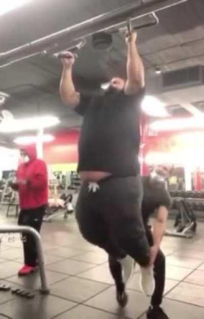 WCGW Doing a pull up?