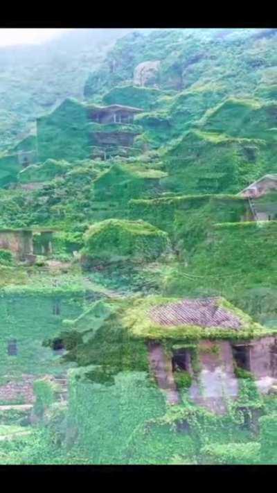 This abandoned village in China