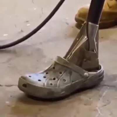 Fire boot looks cool