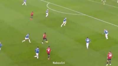 Mainoo every touch v Everton (A)