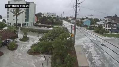 Timelapse of Hurricane Ian storm surge in Fort Myers