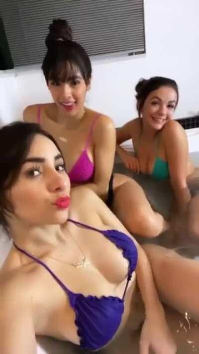 Juliana, Márcia e Manu Bonde