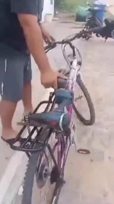 Bicicleta motorizada kkkk