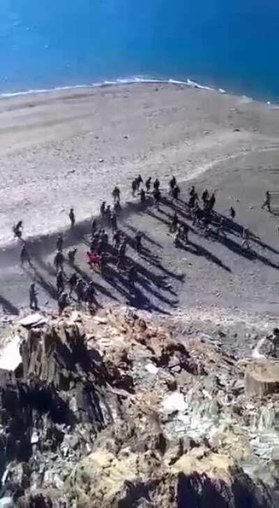 Indian and Chinese forces engage in a fistfight at Pangong Lake, Laddakh. 15-Aug-2017