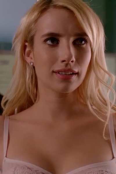 Emma Roberts 