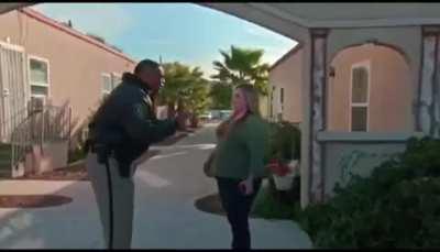 Officer tells Karen off for being racist