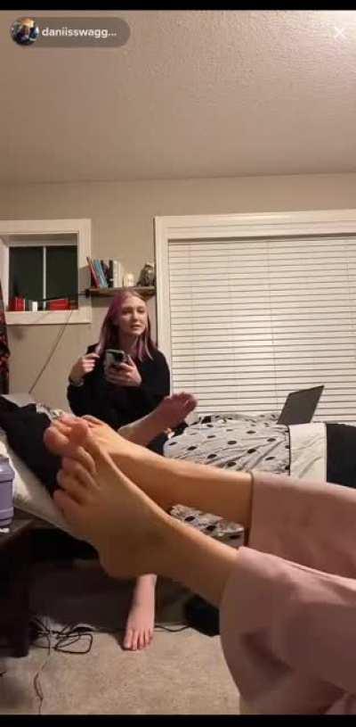 daniisswaggyawesome (4 soles preview)