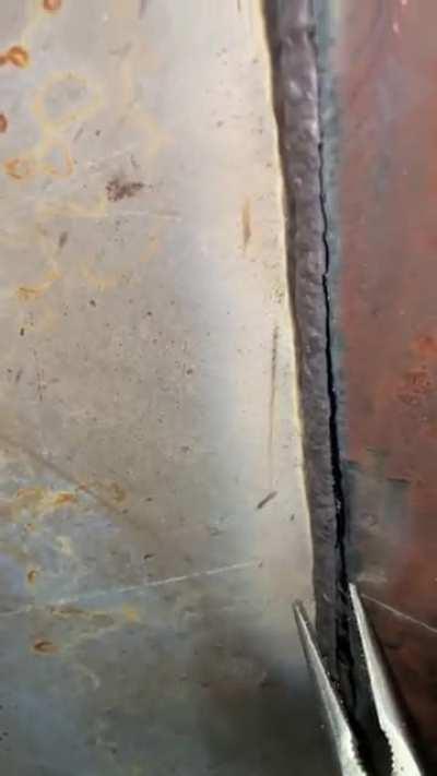 The way the flux falls off the weld