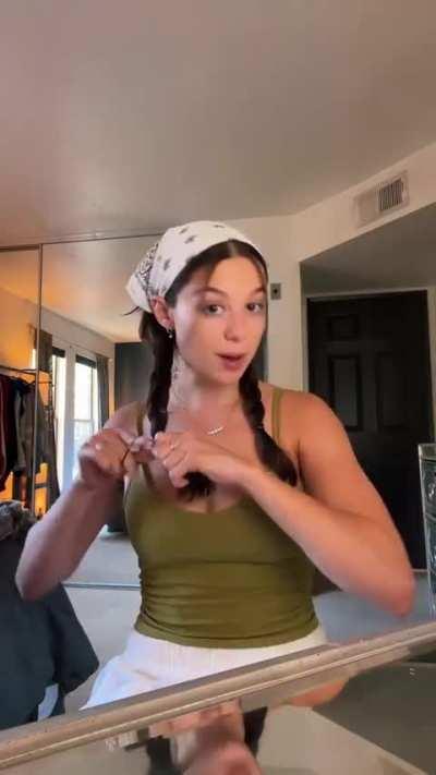 Kira Kosarin