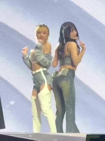 Momo & Chaeyoung