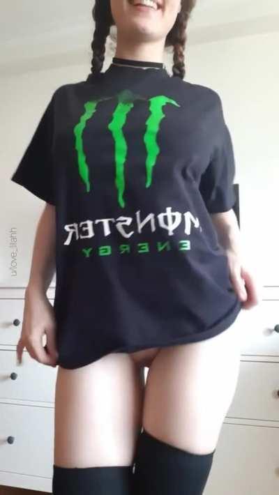 bustylittleolivia 🔥 I'm 5'1 with two handfuls :) : BustyPetite