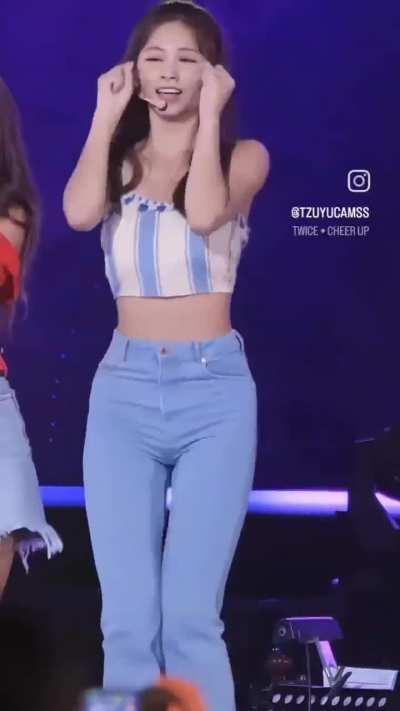 tzuyu should never stop wearing jeans